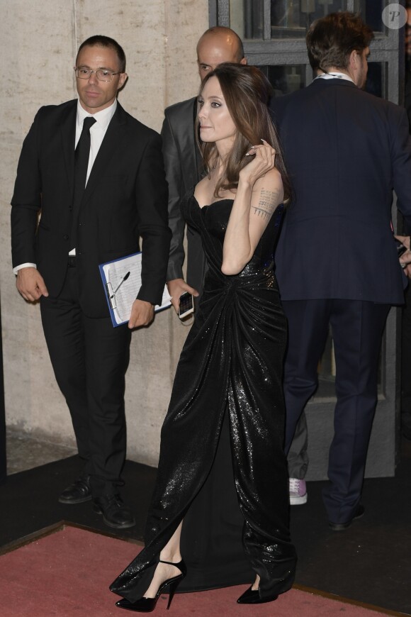 Angelina Jolie assiste à l'avant-première de "Maléfique : Le pouvoir du Mal" à Rome, le 7 octobre 2019.