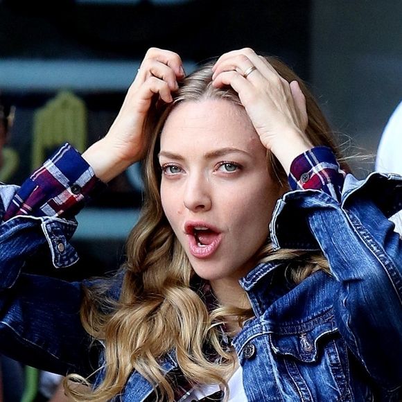 Amanda Seyfried tourne des scènes du film "A mouthful of air" dans l'Upper East Side à New York, le 29 septembre 2019.