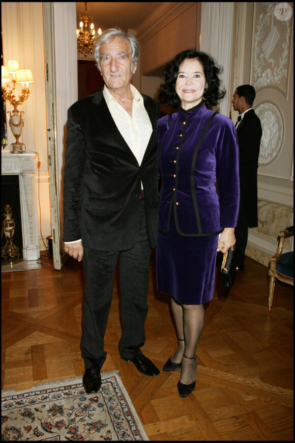 Exclusif - Serge Rezvani et Marie-José Nat à l'Hôtel de Crillon en octobre 2005 pour célébrer les 50 ans de carrière de Jean-Claude Brialy et les 150 ans des Bouffes Parisiens.