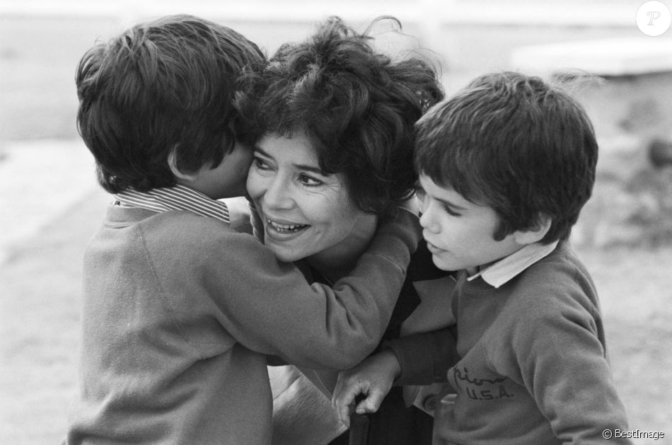 Marie Josée Nat Et Ses Fils Archives - No Web - En France, à Deauville, Marie-José NAT et ses fils