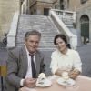 Victor Lanoux et Marie-José Nat devant le forum lors de leurs vacances à Rome en octobre 1988