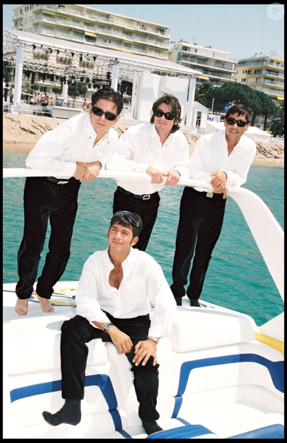 Les Worlds Apart à Cannes en 1998