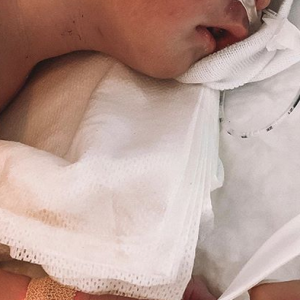 Jessica Thivenin et Thibault Garcia ont accueilli leur fils Maylone le 7 octobre 2019. Un bébé qui doit être opéré d'urgence.