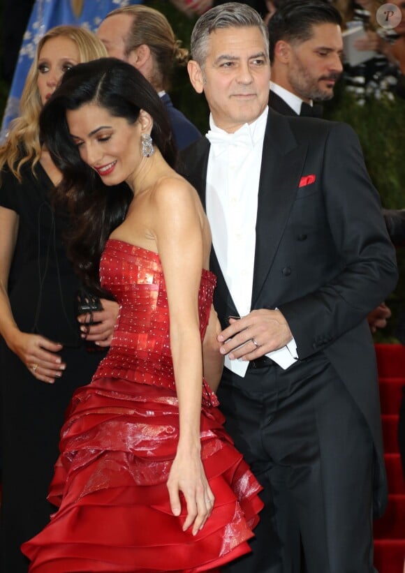 George Clooney et Amal Alamuddin Clooney - Soirée Costume Institute Gala 2015 (Met Ball) au Metropolitan Museum, New York. Le 4 mai 2015. 