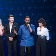 Exclusif - Slimane Nebchi, Faustine Bollaert, Nathalie Nicoloff, Farida Philippine et Casanova, des bénévoles de l'association "Juste Humain" et 3 enfants malades 'Elodie, Patrick et Marriah) - Enregistrement de l'émission "La boite à secrets", présentée par F.Bollaert, qui sera diffusée le 18 octobre sur France 3 en prime time. Le 7 octobre 2019 © Tiziano Da Silva / Bestimage