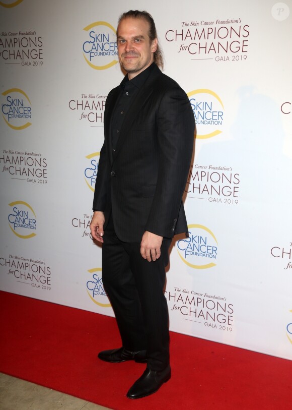 David Harbour au gala "Champions for Change" à New York, le 17 octobre 2019.