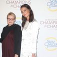 Katie Holmes, Dianne Evelyn Wiest au gala "Champions for Change" à New York, le 17 octobre 2019.