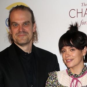 David Harbour, Lily Allen au gala "Champions for Change" à New York, le 17 octobre 2019.