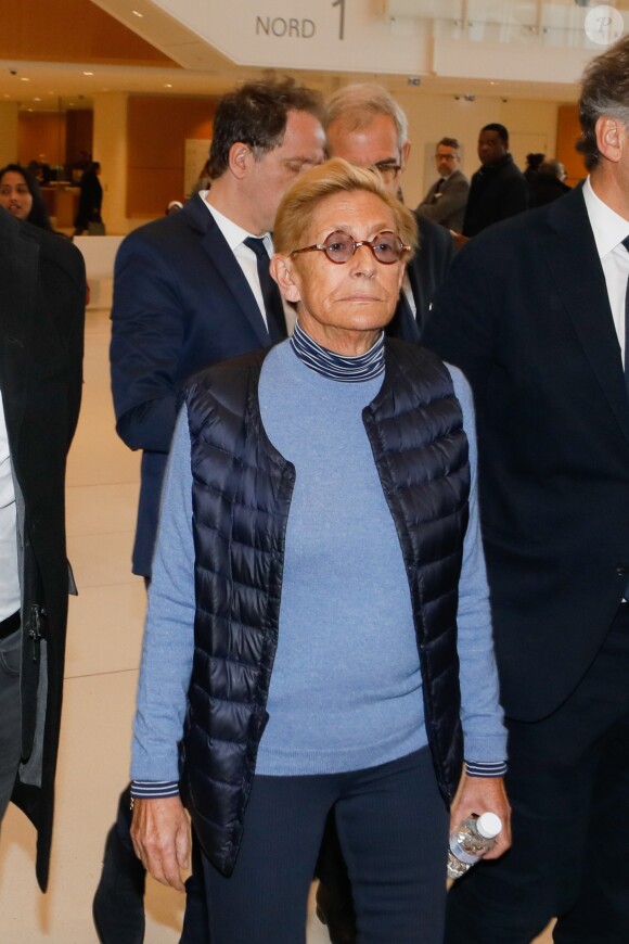 Isabelle Balkany arrive au tribunal de Paris pour entendre le verdict du procès pour blanchiment à grande échelle le 18 octobre 2019. Son mari, Patrick Balkany a refusé de sortir de prison pour assister à l'audience. © Christophe Clovis / Bestimage