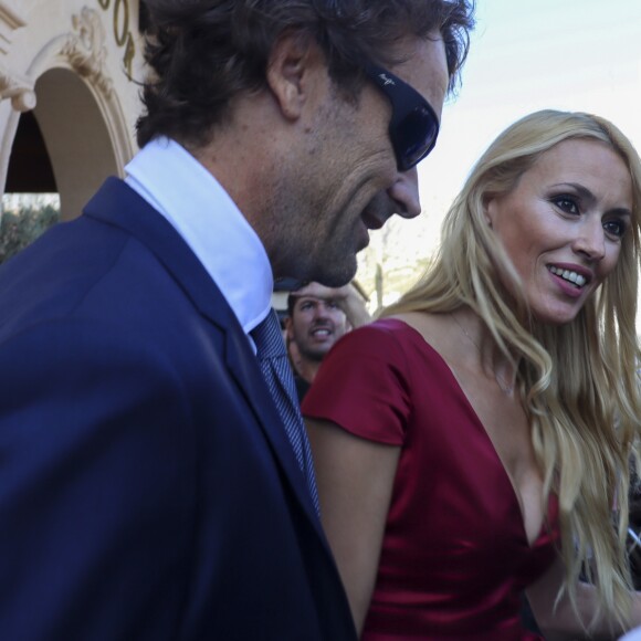 Carlos Moya, Carolina Cerezuela - Les invités arrivent au mariage de Rafael Nadal et Xisca Perello à Majorque le 19 octobre 2019.