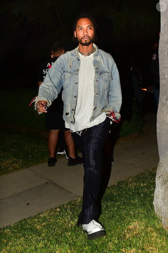 Exclusif - Le chanteur Miguel a assisté à la soirée d'anniversaire d'Andrew Watt dans une magnifique demeure du quartier de Beverly Hills à Los Angeles, le 19 octobre 2019.