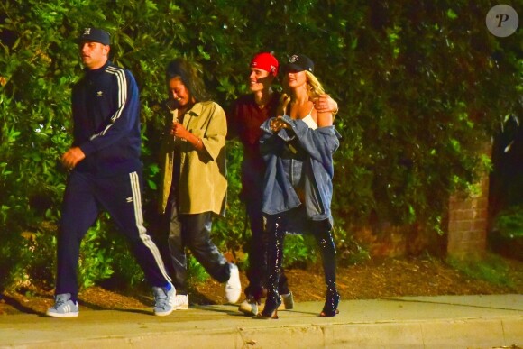 Exclusif - Justin Bieber et sa femme Hailey Baldwin Bieber ont assisté à la soirée d'anniversaire d'Andrew Watt dans une magnifique demeure du quartier de Beverly Hills à Los Angeles, le 19 octobre 2019.