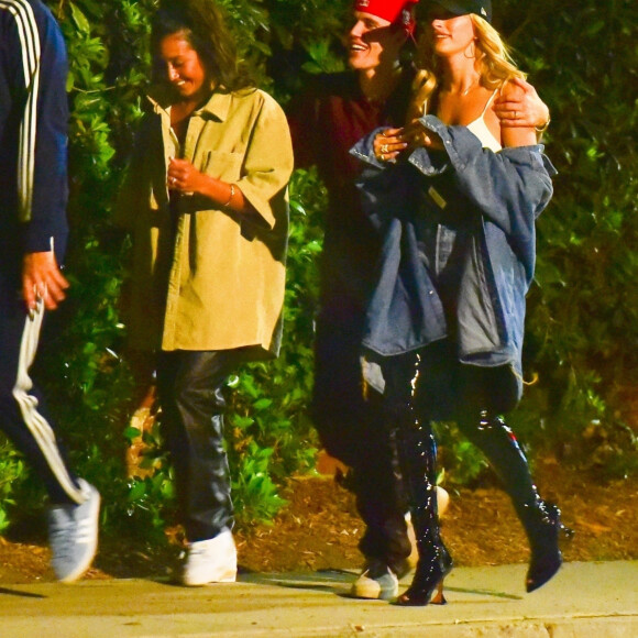 Exclusif - Justin Bieber et sa femme Hailey Baldwin Bieber ont assisté à la soirée d'anniversaire d'Andrew Watt dans une magnifique demeure du quartier de Beverly Hills à Los Angeles, le 19 octobre 2019.