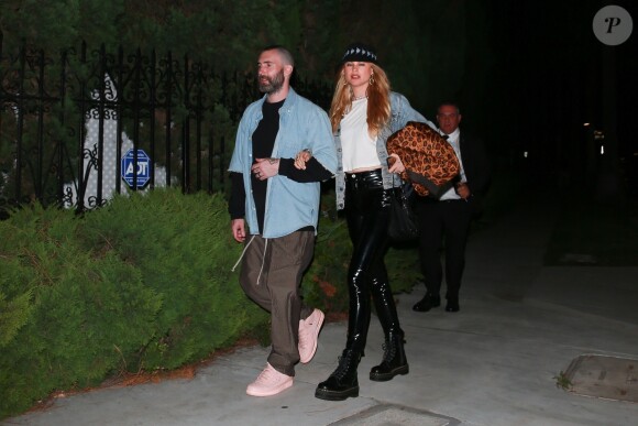 Exclusif - Adam Levine et sa femme Behati Prinsloo ont assisté à la soirée d'anniversaire d'Andrew Watt dans une magnifique demeure du quartier de Beverly Hills à Los Angeles, le 19 octobre 2019.