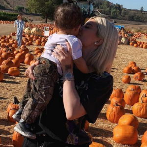Kylie Jenner avec sa fille Stormi. Photo publiée sur Instagram le 24 octobre 2018.
