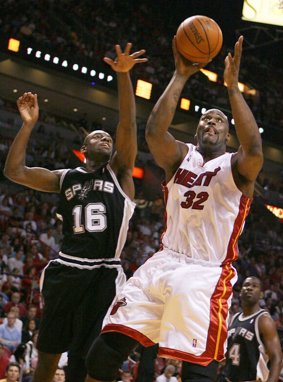 Shaquille O'Neal lors du match Miami Heat - San Antonio Spurs à Miami, en février 2007.