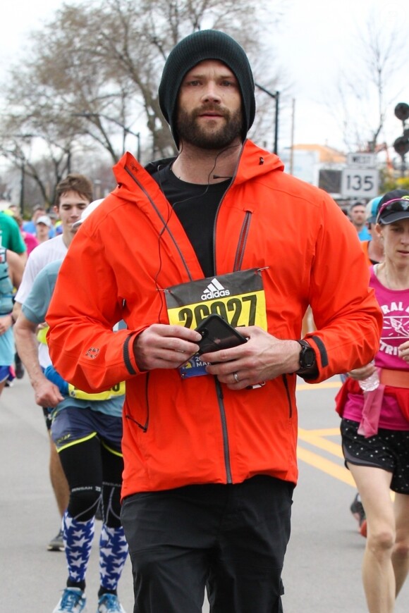 Jared Padalecki (série télévisée Supernatural) court le marathon de Boston 2019, le 15 avril 2019.