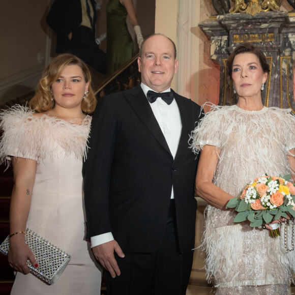 Camille Gottlieb, le prince Albert II de Monaco, la princesse Caroline de Hanovre, Louis Ducruet et sa femme Marie Ducruet - Photocall de la soirée Secret Games 2019 au Casino de Monte-Carlo à Monaco, le 5 octobre 2019. © Olivier Huitel / Pool Monaco / Bestimage