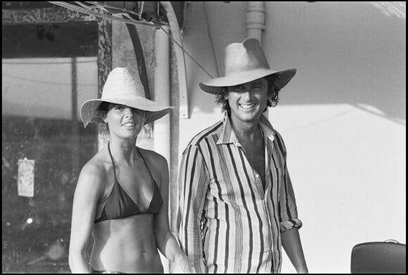 Ali MacGraw et Robert Evans à Saint-Tropez en 1972.