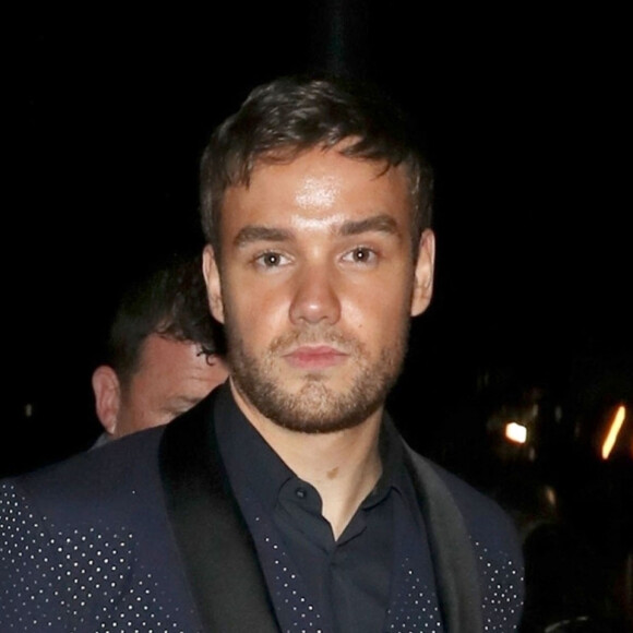 Exclusif - Liam Payne, en costume, sort d'un dîner du GQ London Fashion Week à Londres, Royaume Uni, le 10 juin 2019.