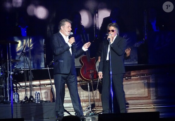 Eddy Mitchell et Jacques Dutronc - Premier concert "Les Vieilles Canailles" au POPB de Paris-Bercy à Paris, du 5 au 10 novembre 2014.