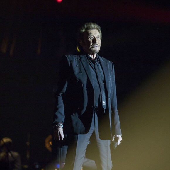 Johnny Hallyday - Concert des "Vieilles Canailles" à l'AccorHotels Arena à Paris, le 25 juin 2017. © Olivier Borde/Bestimage