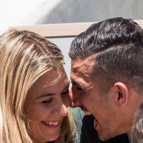 Marion Bartoli et son nouveau compagnon le joueur de football belge Yahya Boumediene dans les tribunes lors des internationaux de tennis de Roland Garros à Paris, France, le 2 juin 2019. © Jacovides-Moreau/Bestimage