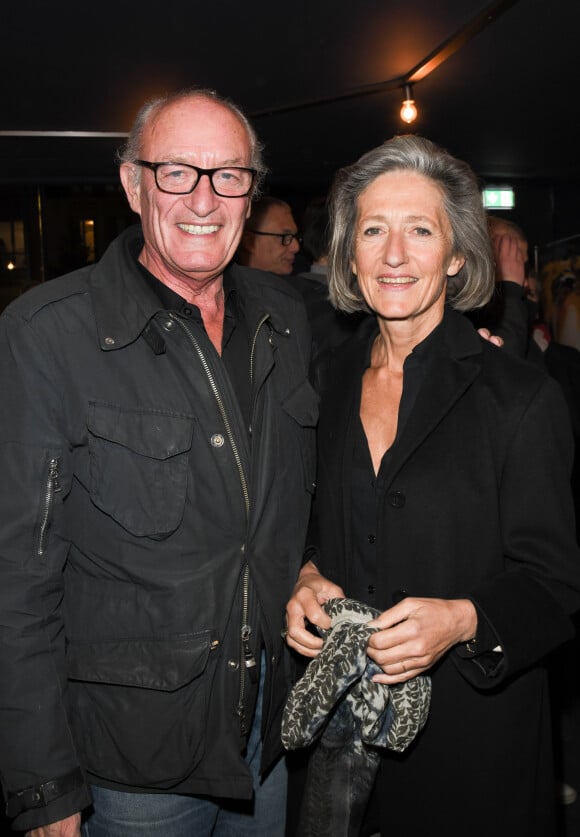 Exclusif - Pascal Desprez et sa nouvelle compagne Lucie Maurel - Générale de la pièce "Groenland" avec Géraldine Danon au théâtre "La Scala" à Paris le 8 novembre 2019. © Coadic Guirec/Bestimage