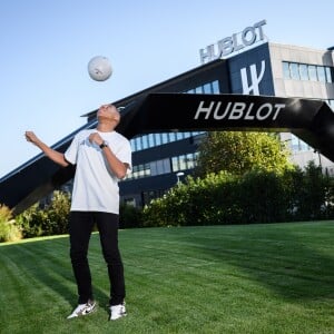 Kylian Mbappé visite la manufacture Hublot à Nyon, en Suisse. Novembre 2019.