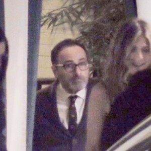 Exclusif - Jennifer Aniston, Courtney Cox - J.Aniston et C.Cox dînent au restaurant San Vicente Bungalows à West Hollywood avec deux amis. Courtney est arrivé avec un ami qui n'est pas son compagnon J.McDaid. Los Angeles, le 7 novembre