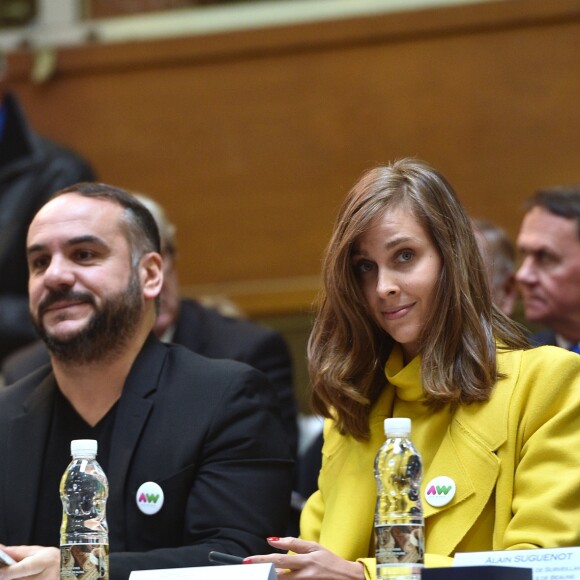 François-Xavier Demaison, Ophélie Meunier et Alain Seguenot , maire de Beaune - 159ème vente aux enchères des vins des Hospices de Beaune, le 17 novembre 2019 novembre 2019 - 159ème vente aux enchères des vins des Hospices de Beaune le 17 novembre 2019. © Giancarlo Gorassini/Bestimage