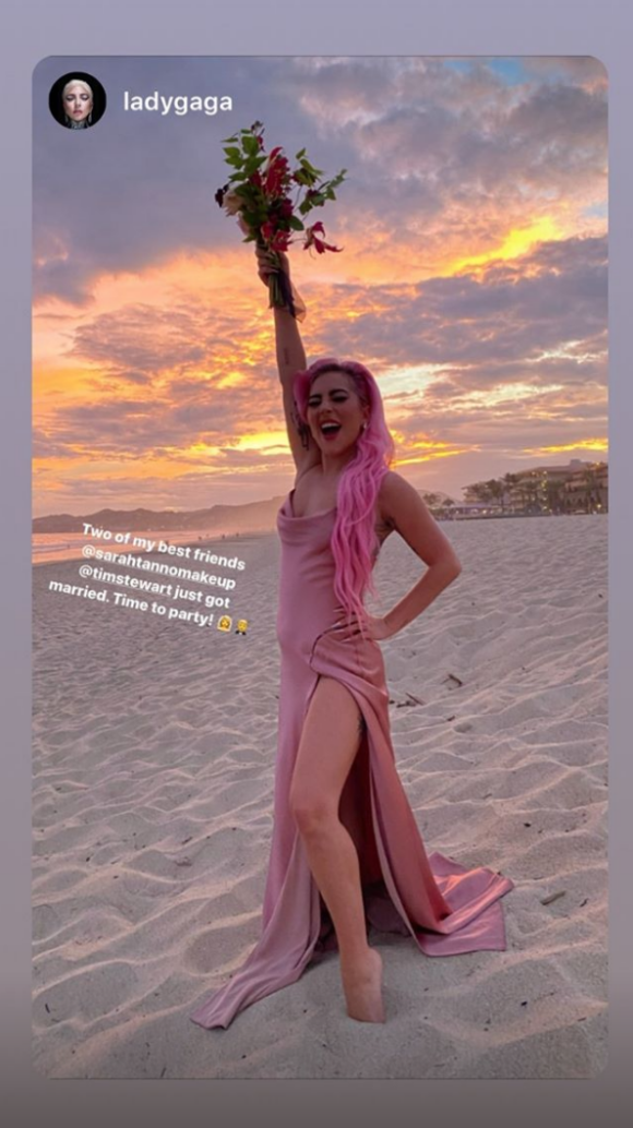 Lady Gaga au mariage de son amie Sarah Tanno au Mexique, sur Instagram le 17 novembre 2019.