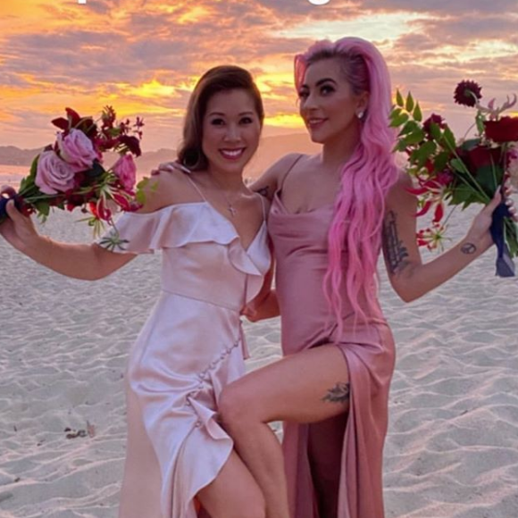 Lady Gaga au mariage de son amie maquilleuse Sarah Tanno au Mexique, le 17 novembre 2019 sur Instagram.