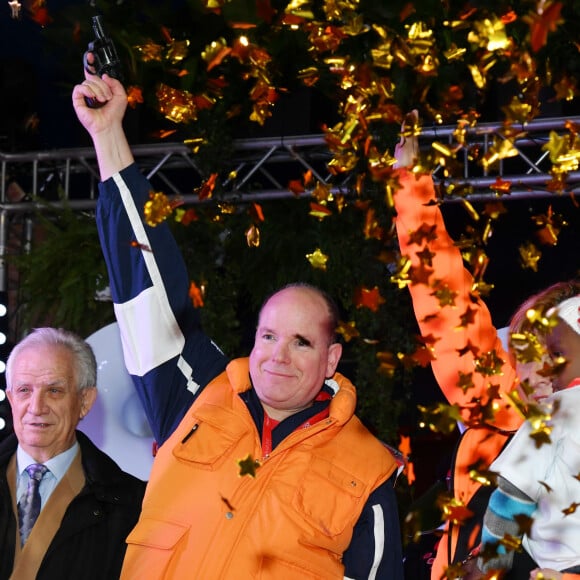 Le prince Albert II de Monaco durant le départ de la 20ème "No Finish Line" à Monaco le 16 novembre 2019. © Bruno Bébert / Bestimage