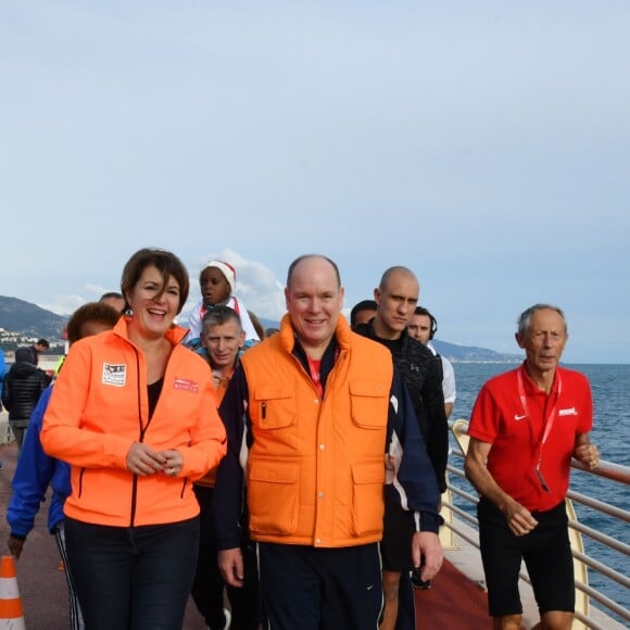 Le prince Albert II de Monaco durant le départ de la 20ème "No Finish Line" à Monaco le 16 novembre 2019. © Bruno Bébert / Bestimage