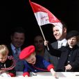 Le prince Jacques et la princesse Gabriella, Sean Wittstock et sa femme Chantell, Gareth Wittstock et sa fille Kaia Rose Wittstock - La famille princière de Monaco au balcon du palais lors de la Fête nationale monégasque à Monaco. Le 19 novembre 2019 © Dominique Jacovides / Bestimage