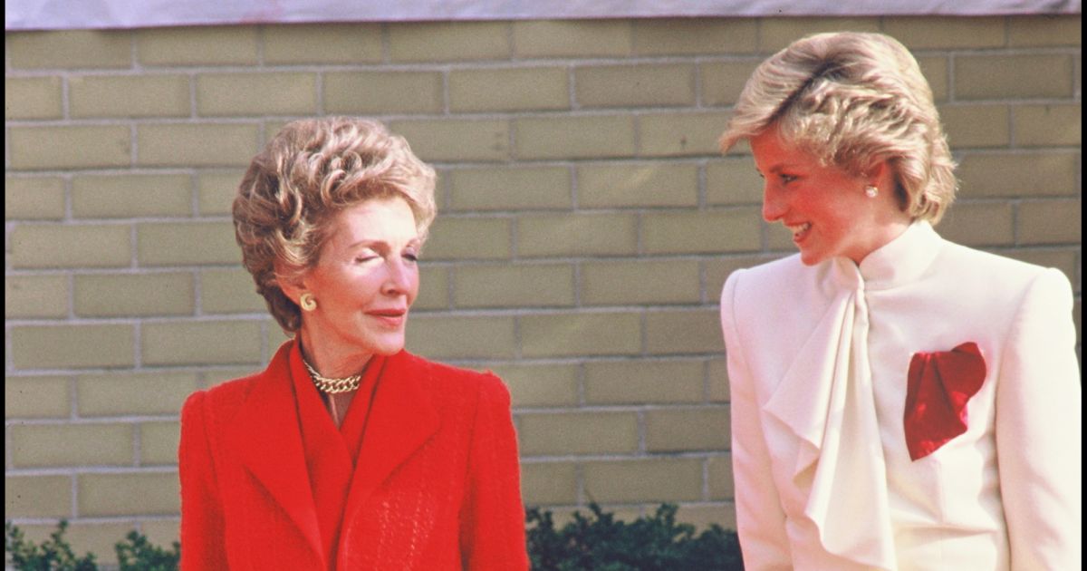 Diana et Nancy Reagan à Washington, en 1985. - Purepeople