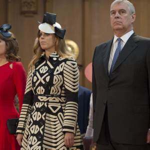 Le prince Andrew et ses filles la princesse Eugenie d'York et la princesse Beatrice d'York au Guildhall de Londres à la suite de la messe de l'anniversaire de la reine Elizabeth II le 10 juin 2016.