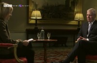Le prince Andrew, duc d'York, a répondu aux questions de la journaliste de la BBC Emily Maitlis sur ses liens avec Jeffrey Epstein et les allégations de relations sexuelles avec Virginia Giuffre (Epstein) alors qu'elle était mineure, pour l'émission Newsnight diffusée le 16 novembre 2019.