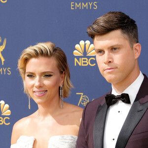 Scarlett Johansson et Colin Jost People au 70e Primetime Emmy Awards au théâtre Microsoft à Los Angeles le 17 septembre 2018.