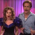   Scarlett Johansson et Ryan Reynolds dans l'émission "Saturday Night Live". Le 30 septembre 2013.  