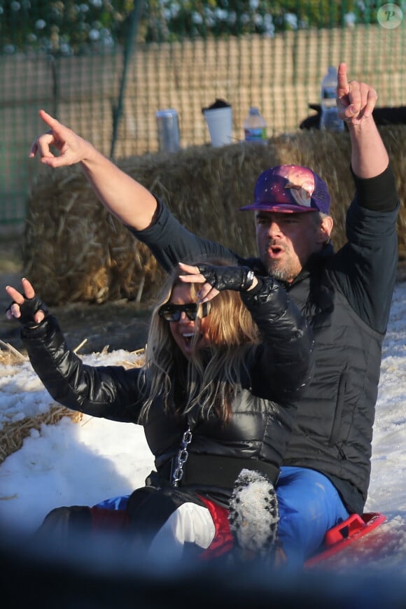 Josh Duhamel retrouve son ex Fergie pour passer la journée avec son fils Axl dans un parc de neige artificiel à Los Angeles, le 23 février 2019
