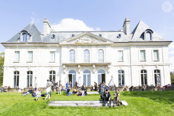 Exclusif - La Fondation GoodPlanet organise la 2ème édition de la vente aux enchères des Amis de Yann Arthus-Bertrand au Domaine de Longchamp à Paris le 24 novembre 2019. © Jack Tribeca/Bestimage