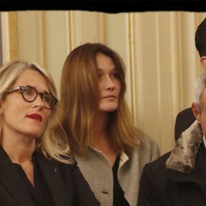 Exclusif - Céline Boulay-Espéronnier, Carla Bruni-Sarkozy -Nicolas Sarkozy se voit décerner le 13e Prix Edgar Faure, lors d'une cérémonie organisée à la mairie du XVIème arrondissement. Paris le 12 novembre 2019. © Alain Guizard/Bestimage