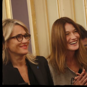 Exclusif - Céline Boulay-Espéronnier, Carla Bruni-Sarkozy, Jérémy Redler - Nicolas Sarkozy se voit décerner le 13e Prix Edgar Faure, lors d'une cérémonie organisée à la mairie du XVIème arrondissement. Paris le 12 novembre 2019. © Alain Guizard/Bestimage