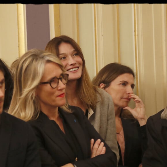 Exclusif - Céline Boulay-Espéronnier, Carla Bruni-Sarkozy - Nicolas Sarkozy se voit décerner le 13e Prix Edgar Faure, lors d'une cérémonie organisée à la mairie du XVIème arrondissement. Paris le 12 novembre 2019. © Alain Guizard/Bestimage