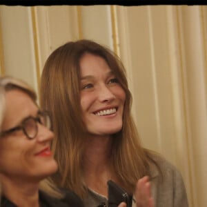 Exclusif - Céline Boulay-Espéronnier, Carla Bruni-Sarkozy - Nicolas Sarkozy se voit décerner le 13e Prix Edgar Faure, lors d'une cérémonie organisée à la mairie du XVIème arrondissement. Paris le 12 novembre 2019. © Alain Guizard/Bestimage