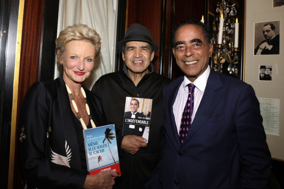 Exclusif - Anne de Bourbon-Siciles, son compagnon Alex Ursulet et Daniel Picouly - Les célébrités assistent au 42ème "Cocktail des Ecrivains" organisé par le Cercle mbc au Fouquet's à Paris, le 27 novembre 2019.