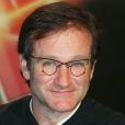  Robin Williams (Alan Parrish, dans "Jumanji") à Paris pour la promotion du film "Jumanji" au journal télé de TF1. Le 15 février 1996. 