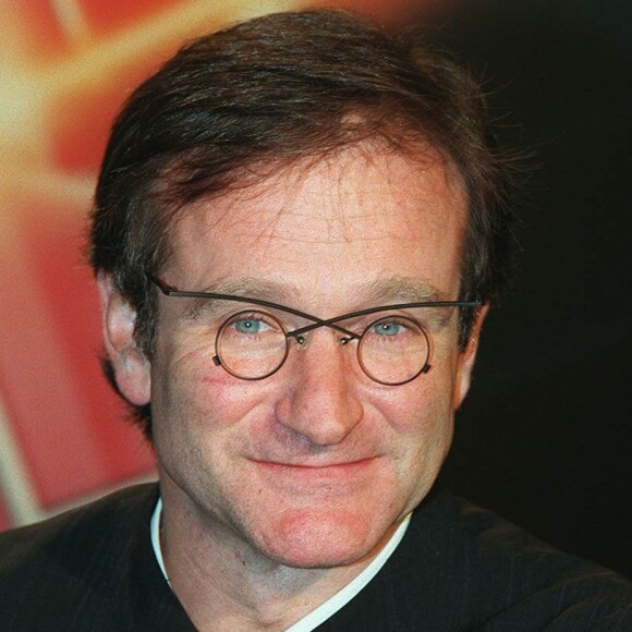 Robin Williams (Alan Parrish, dans "Jumanji") à Paris pour la promotion du film "Jumanji" au journal télé de TF1. Le 15 février 1996.